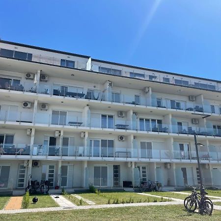 Fenyves Beach Apartman Delux Балатонфеньвеш Экстерьер фото